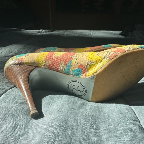 Jessica Simpson Pumps Multi-Color - Picture 3 of 4